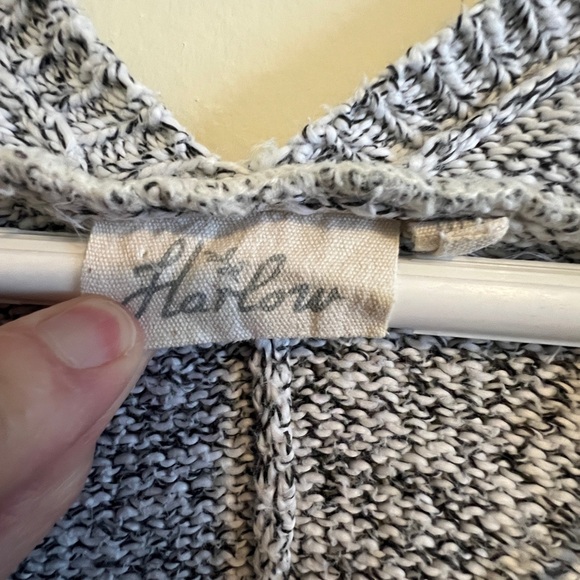 Harlow Knit Wrap Cape - Picture 6 of 7